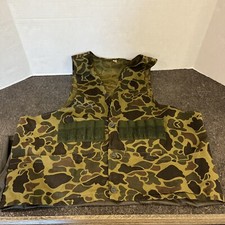 Vintage 70  s - 80  s Woodland Camo Shooting Vest Men  s L Game Pouch DucksCLEAN  