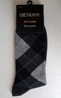 Chaussettes homme CHEVIGNON 100% fil d'écosse pointes remaillées P 43/46 new NWT - Photo 1/2
