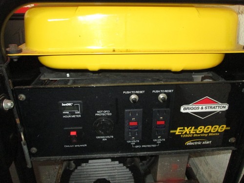 briggs & straton  EXL 8000  13500 W Power Generator