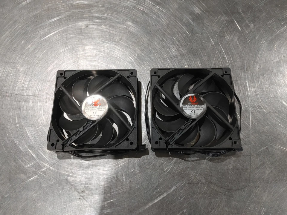 GOOD CONDITION Lot of 2 BitFenix 120mm 12V PC Case Fans Black - Image 2 of 3