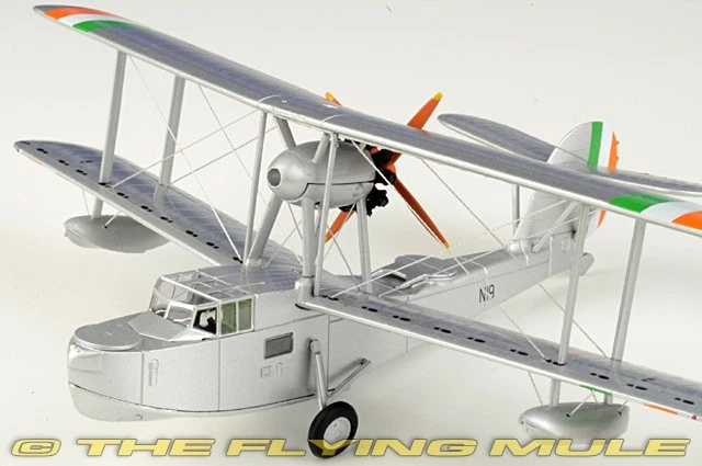 Oxford Diecast 1:72 Walrus Irish Air Corps N19 - Изображение 3 из 4