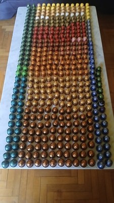   III.    420 leere, gereinigte Nespressokapseln z. Basteln