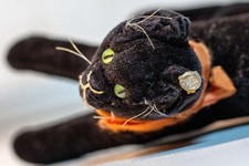 Chat Steiff noire  Tom avec bouton, avant 1954/Steiff cat Black Tom with button,