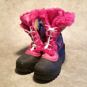 fuzzy winter boots