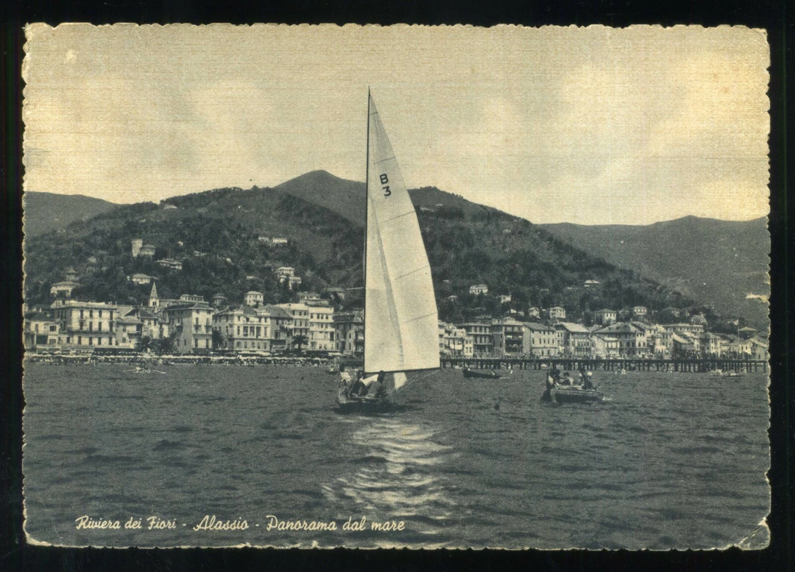 Photo 1/2