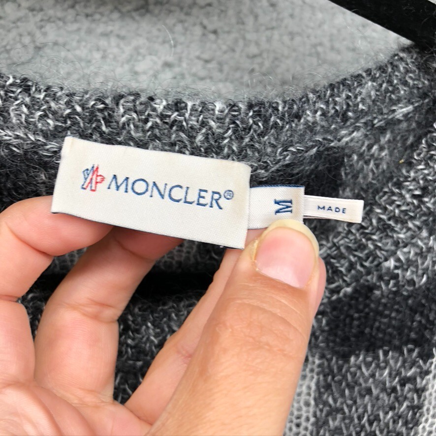 Moncler Maglione Tricot Girocollo Wool Sweater Jumper Womens Moncler Maglione Tricot Girocollo Wool Sweater Jumper Womens