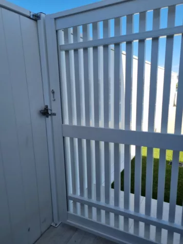3 colours - SQM price White Black Grey BATTEN Gates - Using 40x40mm Battens - Picture 12 of 12