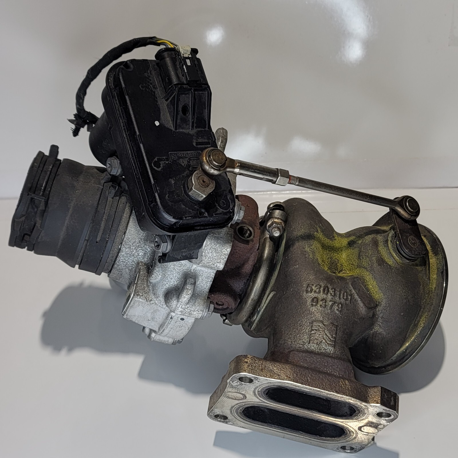 2018 2019 Jaguar XE Factory Turbo Turbocharger Fits 2.0l Gasoline 