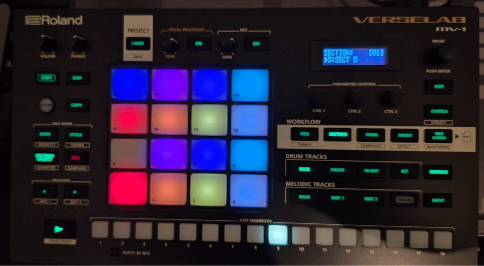 Roland Verselab MV1 + Decksaver + OVP - Bild 2 von 4