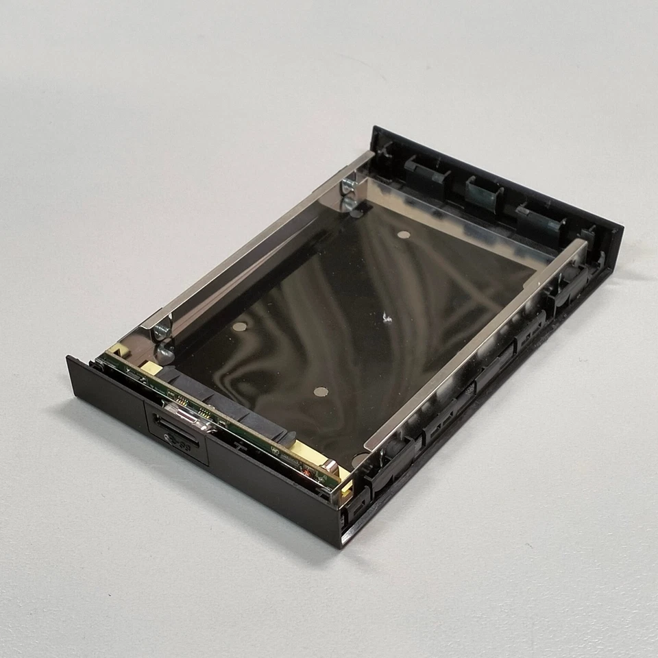 Seagate Expansion Portable Drive 2.5" SATA Caddy Enclosure NO HDD SRD00F1 - Image 2 of 4