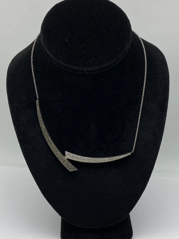 Sterling Silver Clear Crystal & Marcasite Curved Bar Pendant Necklace 14.4 - Image 4 of 4