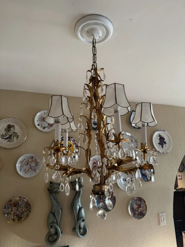 Vintage 60s Italian Florentine Gold Gilt Crystal Chandelier - 5 Candlelight Arm - Image 2 of 4
