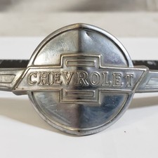 Vintage 1930s Chevy Chevrolet Winged Grille Radiator Shell Emblem Badge Oem Vintage 1930s Chevy Chevrolet Winged Grille Radiator Shell Emblem Badge Oem