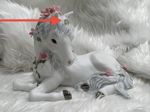 Princeton Gallery Love's Sweetness Fine Porcelain Unicorn FLAWS -SEE DESCRIPTION - Picture 15 of 16