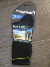 BRIDGEDALE MEN'S HIKE LIGHTWEIGHT T2 BOOT HEIGHT BLACK SOCKS  SIZE LARGE