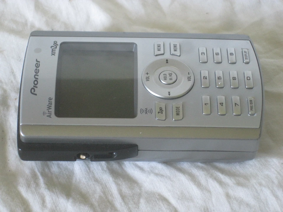 Pioneer xm2go radio unit GEX-Airware 1/XMAUC  - Image 3 of 4