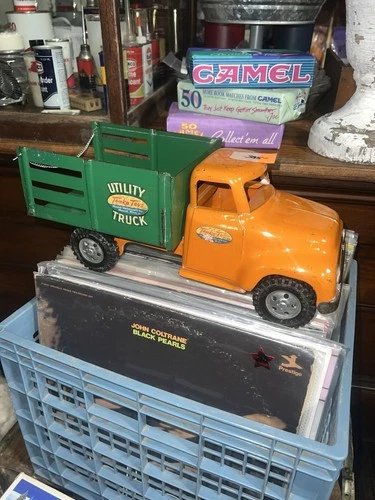 Vintage Tonka COE 1954 Utility truck #175-4 original condition pressed steel toy