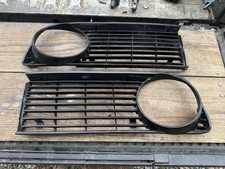 1974-1976 Bmw E10 1502 1602 2002 2002tii Front Grill Set Black Left Right 1974-1976 Bmw E10 1502 1602 2002 2002tii Front Grill Set Black Left Right