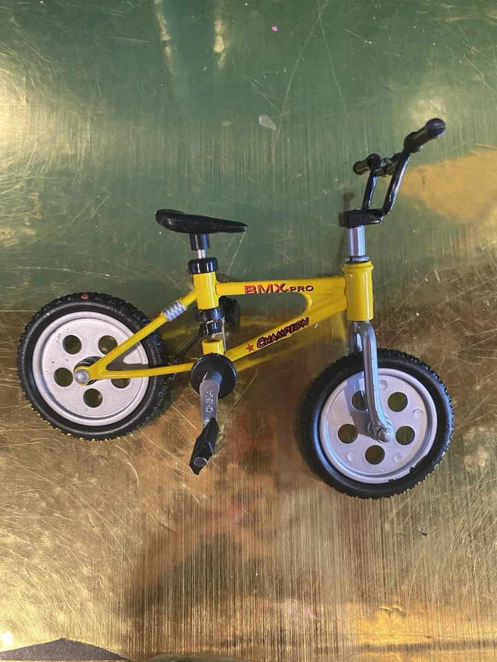 bmx mini spielzeug rennrad 4" Figur - Bild 3 von 4