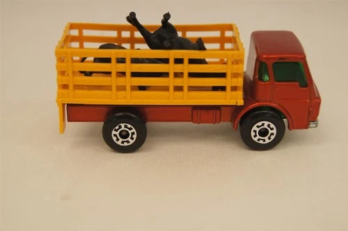 MATCHBOX LESNEY #71 Dodge Cattle Truck Red/Yellow 1976 Superfast ENGLAND