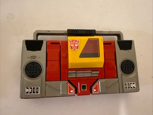 Vintage 1985 Hasbro Transformers G1 Autobot Blaster Action Figure Boombox Takara