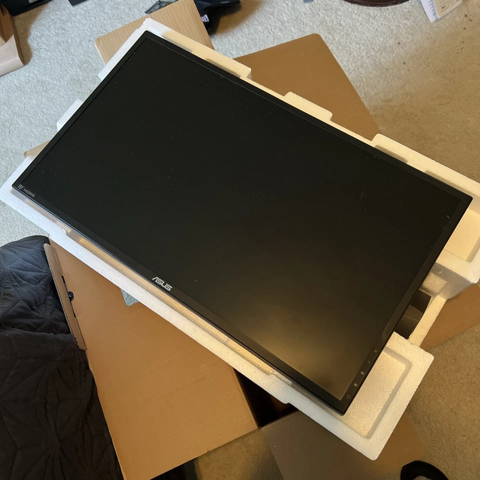 ASUS MG248 24-inch Full HD 144Hz DVI HDMI DP FreeSync Gaming Monitor - Image 2 of 4