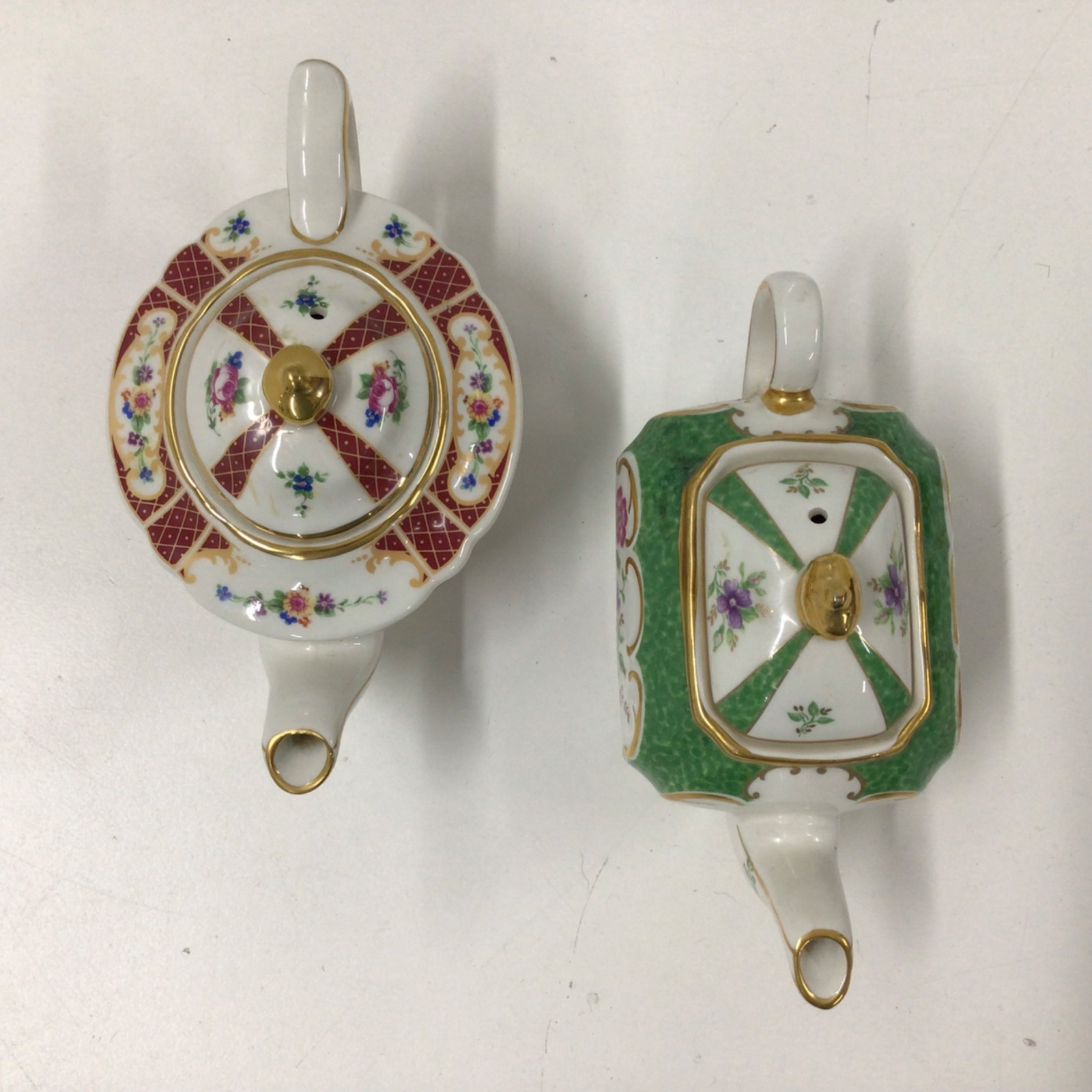 Set of 2 Sadler Heirloom Collection Miniature Ceramic Teapots (14) 940