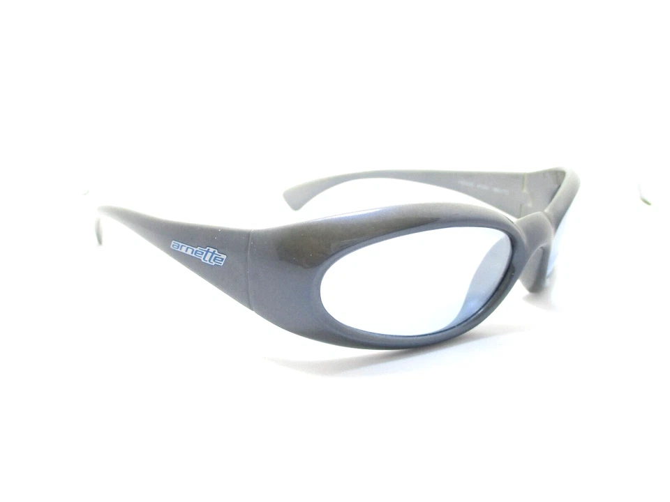 Gafas de sol para mujer ARNETTE VENUS 4023 184/7C excelente estado Foto 3 de 4