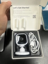 Blink BCM00300U Mini Indoor Plug-in Smart Surveillance Camera