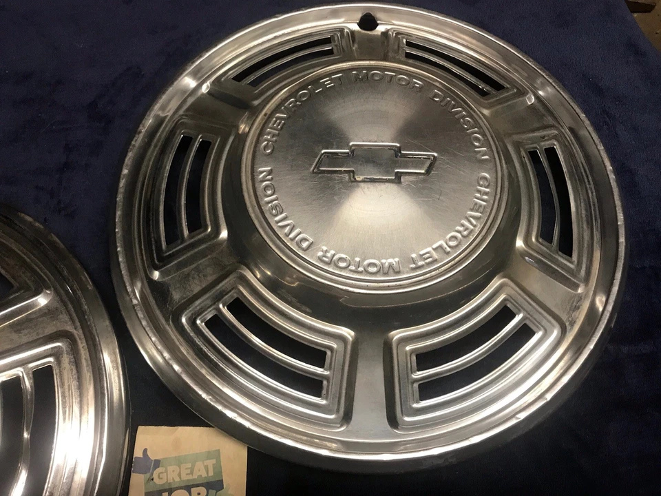 A Pair! Two 1970 1971 1972 Chevrolet Chevelle Malibu 14” hubcaps ~ Free Shipping - Image 3 of 4