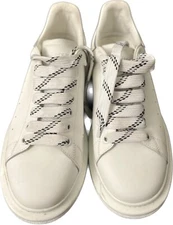 Alexander McQueen Sneaker, Size 10 - White. Renewed good deal