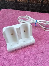 Nyko Charge Station 87000-A50 Rechargeable Battery Pack Base For Nintendo Wii