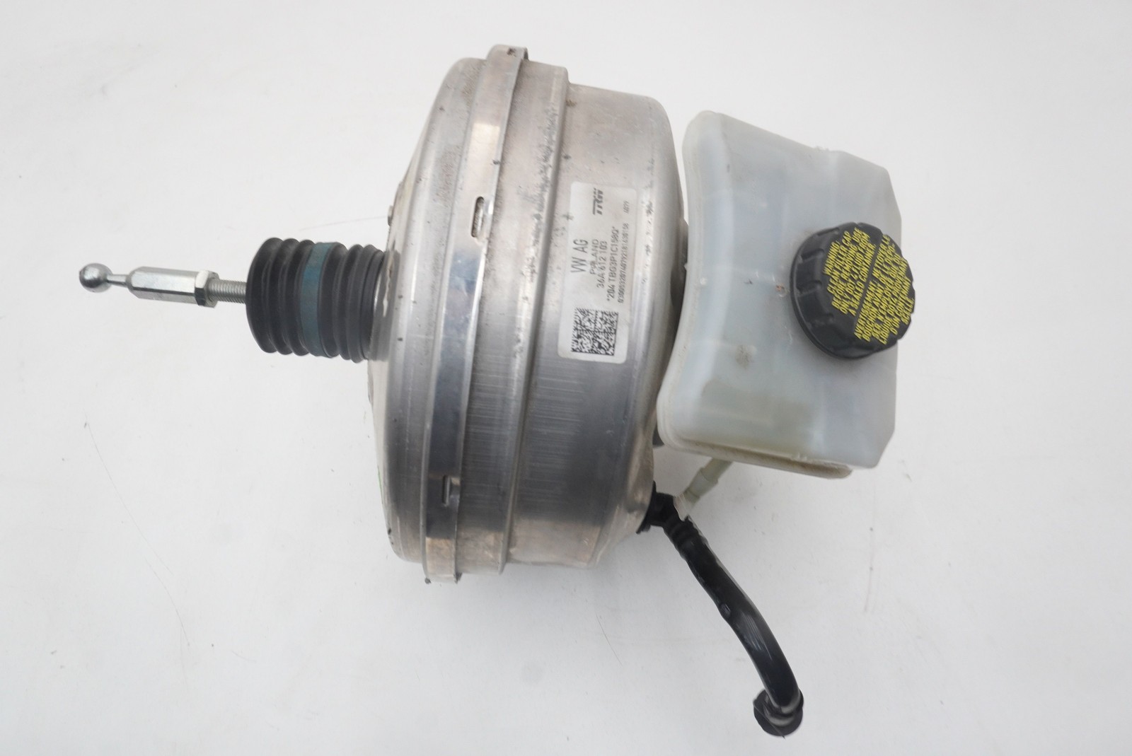 Bentley Bentayga Master cylinder P/N 36A612103