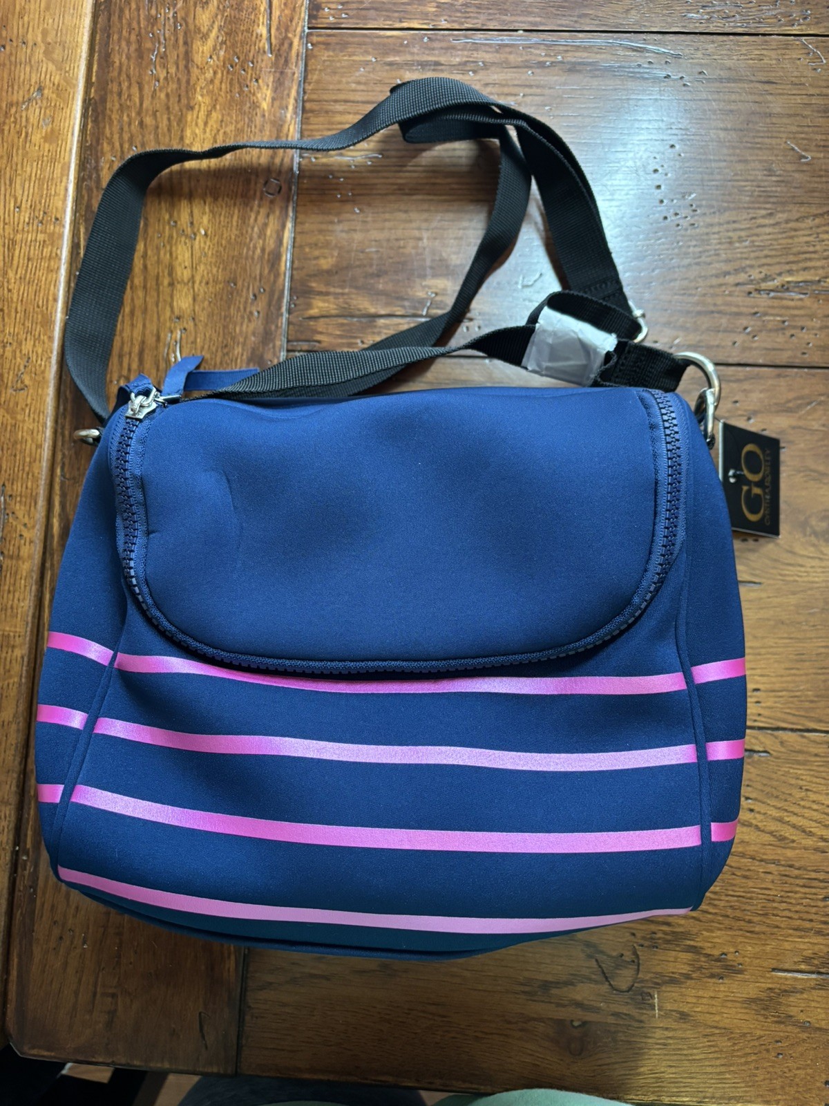 Cynthia Rowley Lunch Bag Neoprene Hand/Shoulder Strap New