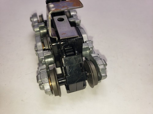 DIECAST ATHEARN GEARED 6 WHEEL REAR POWER TRUCK WITH POWER BAR - Picture 7 of 13