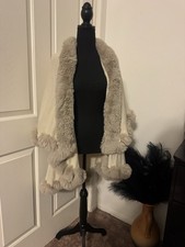 Women s Ivory/Beige Solid Faux Fur Trim Shawl/Wrap with Faux Fur Fabric