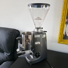 Mazzer Super Jolly Timer Coffee Grinder Commercial Espresso Grinder Working