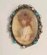 Vtg Signed Original By Robert Goldtone Filigree Brooch Pendant Dome Glass Woman