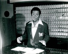 1981 Jeb Stuart Front Desk Versailles Hotel Albert Coya Press Photo 8x10