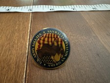 Vintage Official US Army Salutes America’s Educators Pin Eagle Flag Made In USA