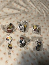 Lot of 6 retractable Hocus Pocus badge holders