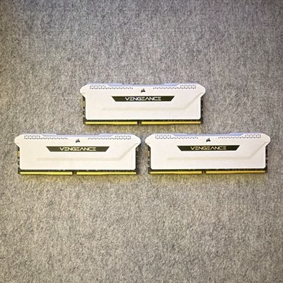 Corsair Vengeance RGB Pro SL White 48GB DDR4 3600 CL18 (3x16GB) CMH32GX4