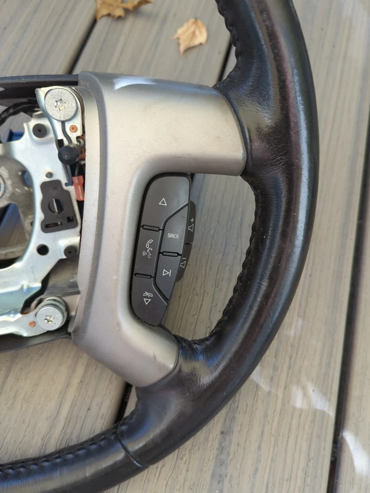 Chevrolet Silverado Tahoe 2012 volante de cuero negro con crucero 07-13 OEM Foto 4 de 4