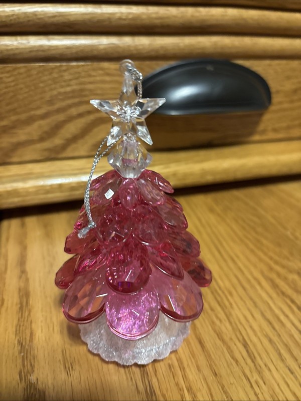 New Bath & Body Works, Pink Christmas Tree Ornament That Lights Up. ￼