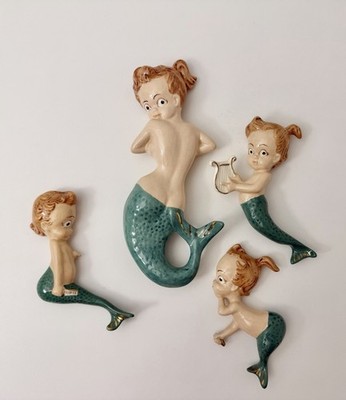 Vintage Set of 4 MCM Mermaids Mom & Babies Wall Plaques Bathroom Decor *Damage*