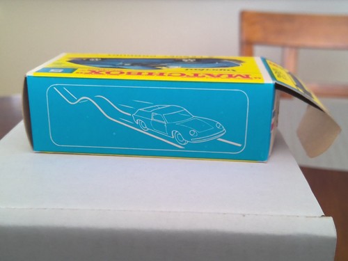 MATCHBOX SUPERFAST No 5 1969 LOTUS EUROPA BLUE W/ WHITE INTERIOR WITH BOX - Picture 14 of 15