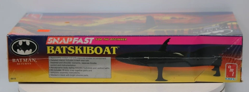 NUEVO EN CAJA 1992 AMT/ERTL SNAP FAST BATMAN DEVUELVE KIT MODELO BATSKIBOAT SELLADO Foto 4 de 4