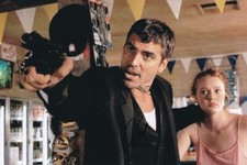 GEORGE CLOONEY signed Autogramm 20x30cm FROM DUSK TILL DAWN in Person autograph