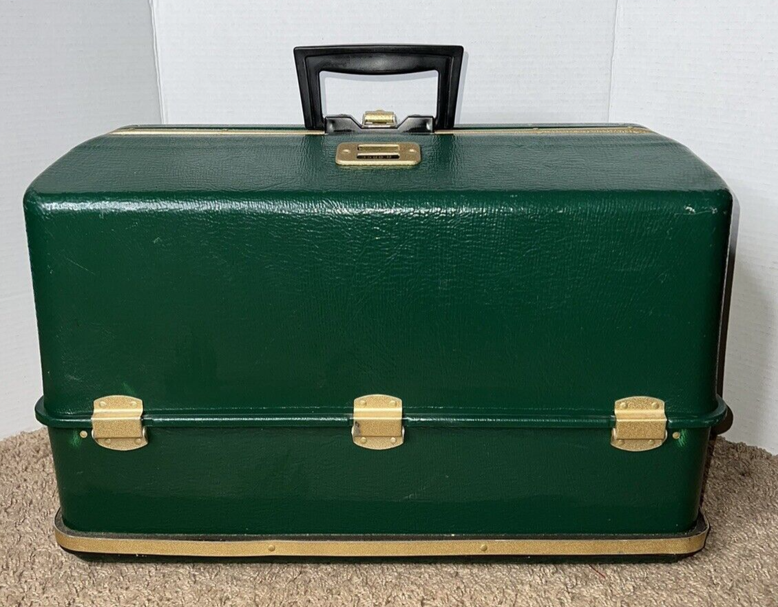 Vintage Antique UMCO 3500u 10 Tray U.S. Fishing Tackle Box Vintage Antique UMCO 3500u 10 Tray U.S. Fishing Tackle Box