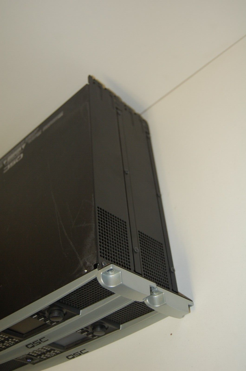 2X QSC PLD 4.3 2500-Watt 4-Ch Processing Amplifiers PLEASE READ